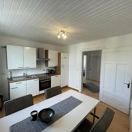 Zentrale Dg-oase In Jugendstilvilla فيتليش